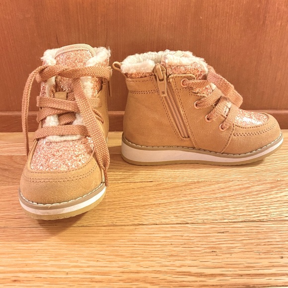 Baby Gap toddler Size 8 sparkle boots - Picture 3 of 5